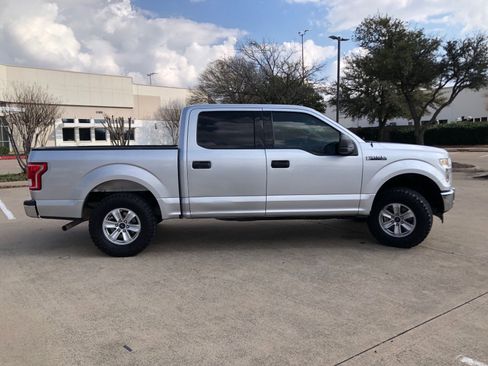 Used 2017 Ford F150 XLT image 5