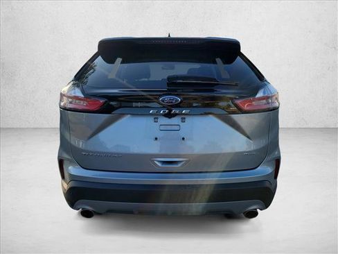 Used 2024 Ford Edge Titanium image 7