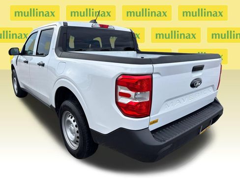 Used 2025 Ford Maverick XL w/ Equipment Group 102A AWD/4WD image 9