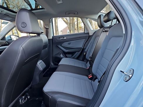 New 2026 Volkswagen Jetta SE image 11