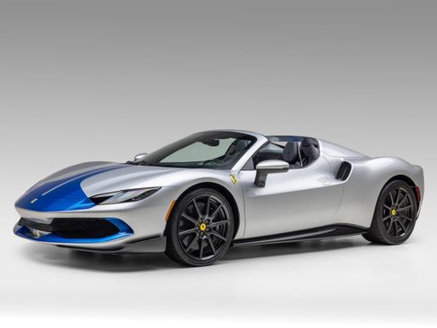 Used 2023 Ferrari 296 GTS image 4