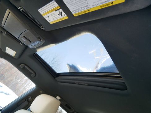 Used 2022 INFINITI QX80 Sensory w/ Cargo Package image 28