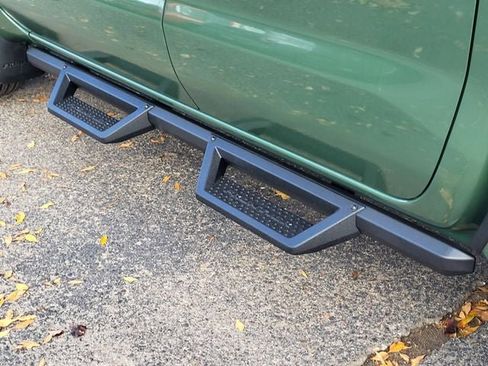 New 2026 Nissan Frontier SV w/ Tow Package AWD/4WD image 6