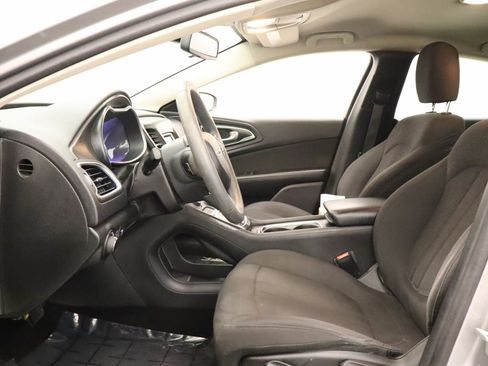 Used 2015 Chrysler 200 Limited FWD image 15