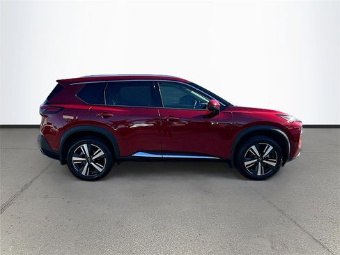 Used 2023 Nissan Rogue SL w/ SL Premium Package image 8