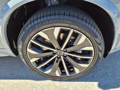 New 2026 Volvo XC90 B6 Ultra image 9