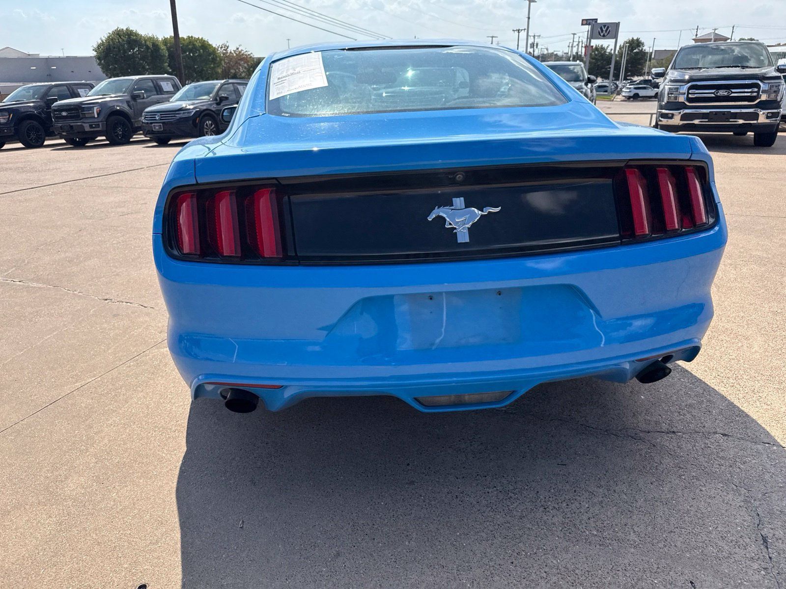 Used 2017 Ford Mustang Coupe RWD image 6