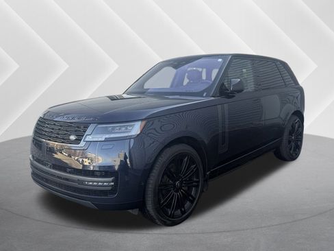 Used 2023 Land Rover Range Rover Autobiography image 1