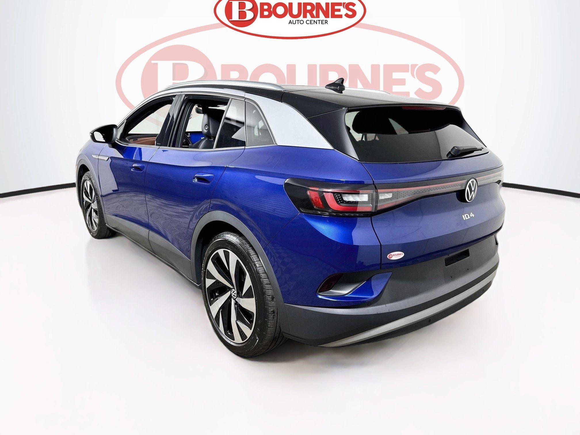 Used 2022 Volkswagen ID.4 Pro S w/ Gradient Package RWD image 9