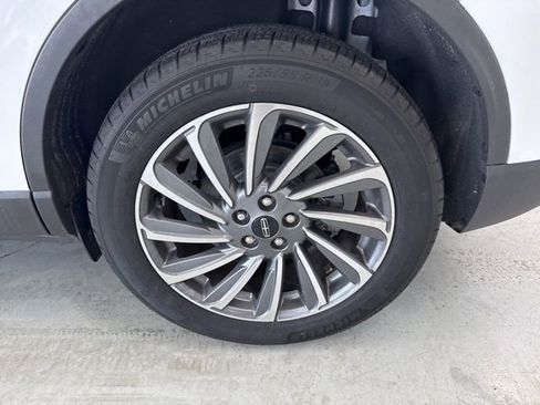 Used 2023 Lincoln Corsair Reserve image 7