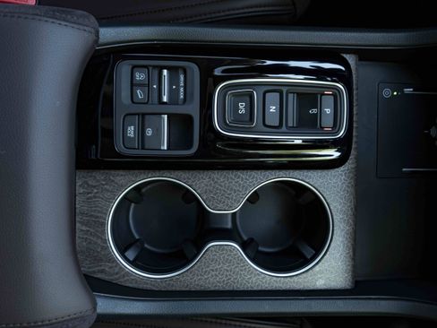 Certified 2026 Honda Pilot Elite image 28
