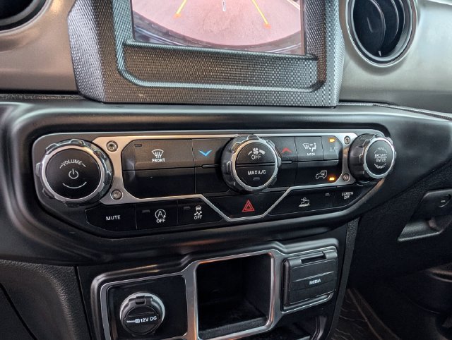 Used 2022 Jeep Wrangler Unlimited Sport AWD/4WD image 22