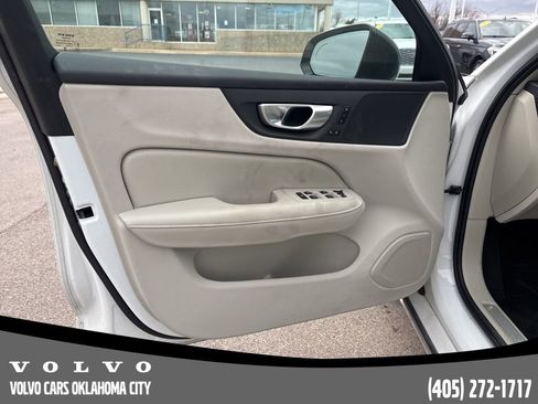 Certified 2025 Volvo S60 B5 Core image 14