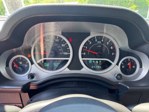 Used 2010 Jeep Wrangler Sport AWD/4WD image 10