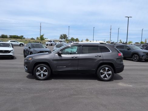Used 2020 Jeep Cherokee Limited AWD/4WD image 4