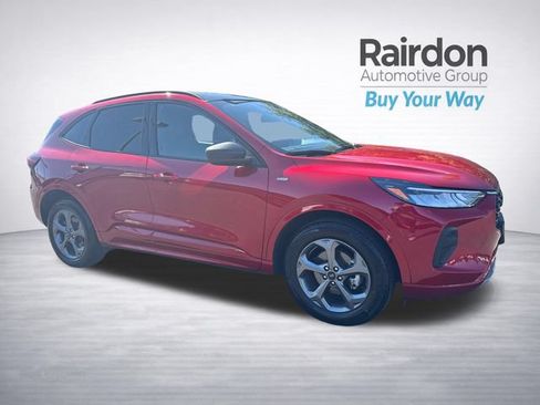 Used 2023 Ford Escape ST-Line w/ Tech Pack #1 AWD/4WD image 1