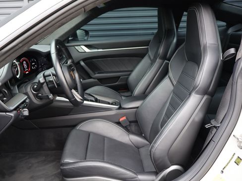 Used 2021 Porsche 911 Turbo S image 5