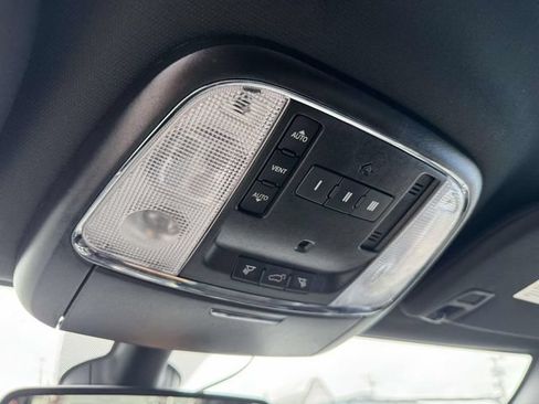 Used 2019 Jeep Grand Cherokee Altitude AWD/4WD image 36