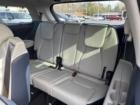 New 2026 Kia Carnival EX image 15