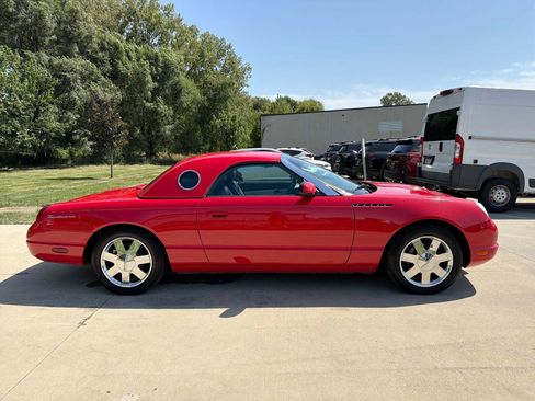 Used 2002 Ford Thunderbird RWD image 7