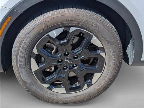 Used 2025 Kia Sorento S FWD image 24