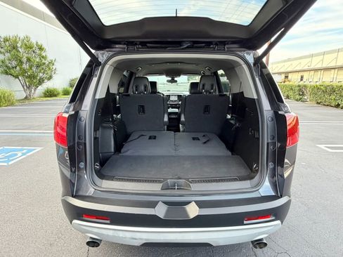 Used 2018 GMC Acadia SLE FWD image 15