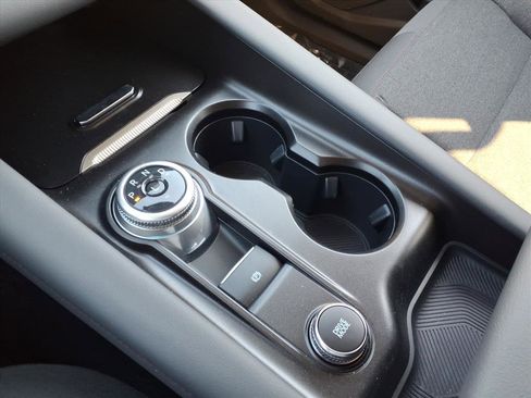 Used 2025 Ford Explorer Active image 22