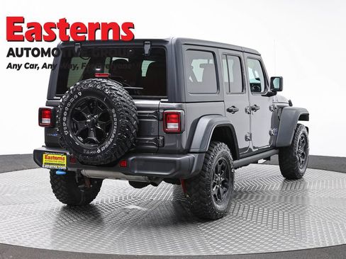 Used 2023 Jeep Wrangler Unlimited w/ Cold Weather Group AWD/4WD image 5