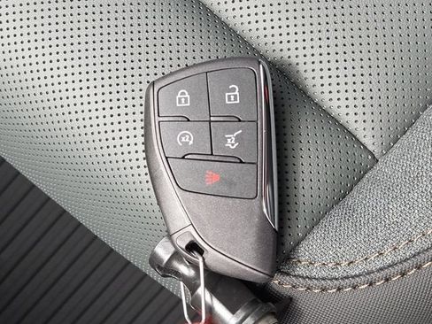 New 2026 GMC Terrain AT4 w/ Technology Package II AWD/4WD image 37