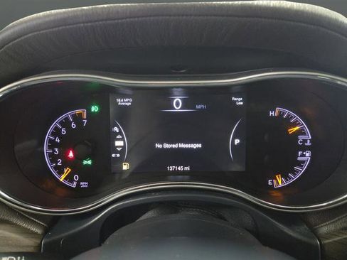 Used 2015 Jeep Grand Cherokee Overland image 18