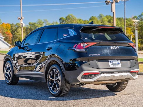 Used 2025 Kia Sportage EX image 5