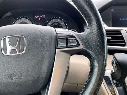 Used 2014 Honda Odyssey EX-L image 25