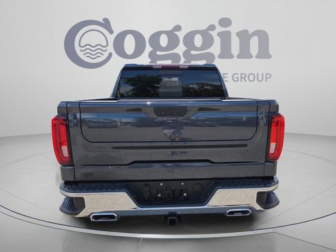 Certified 2021 GMC Sierra 1500 SLT w/ SLT Premium Package AWD/4WD image 4