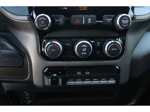 Certified 2022 RAM 2500 Tradesman w/ Chrome Appearance Group image 18