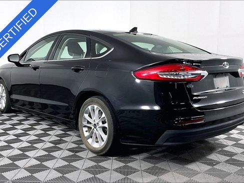Used 2020 Ford Fusion SE FWD image 2