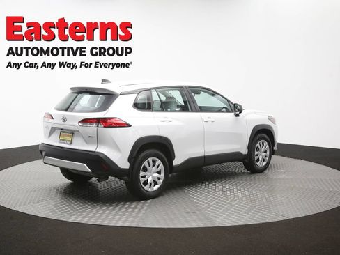 Used 2023 Toyota Corolla Cross L AWD/4WD image 43