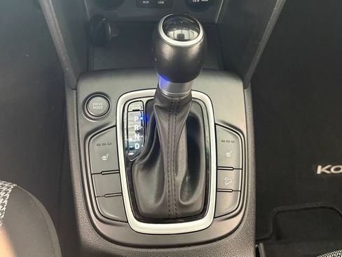 Used 2021 Hyundai Kona SEL w/ Cargo Package FWD image 17