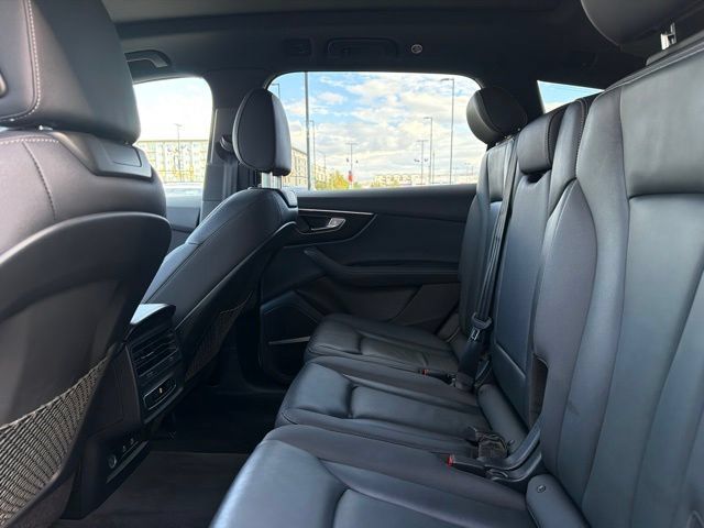 Used 2025 Audi Q7 3.0T Premium Plus AWD/4WD image 20