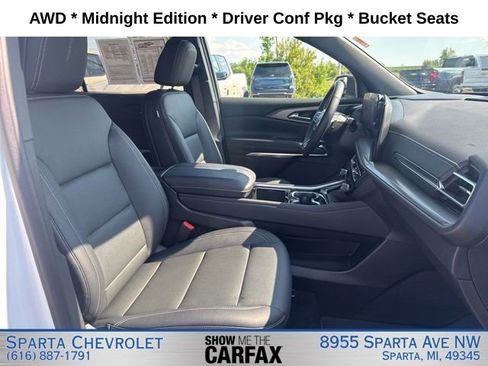 Used 2025 Chevrolet Traverse LT w/ Midnight/Sport Edition AWD/4WD image 27