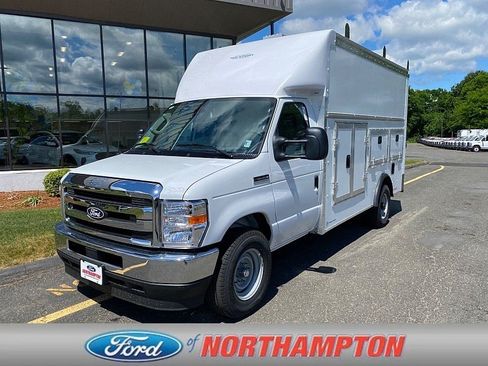 New 2027 Ford E-350 and Econoline 350 Super Duty w/ Power Equipment Group RWD image 1