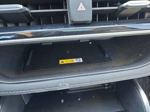 Used 2025 Toyota Highlander Platinum image 22