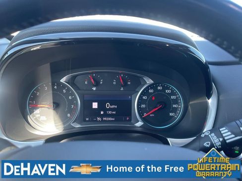 Used 2020 Chevrolet Traverse LT w/ LT Premium Package FWD image 12