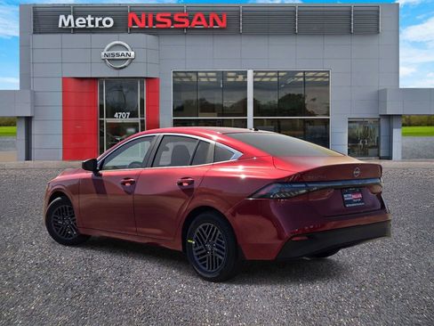 New 2026 Nissan Sentra SV w/ Floor Mat Package FWD image 4