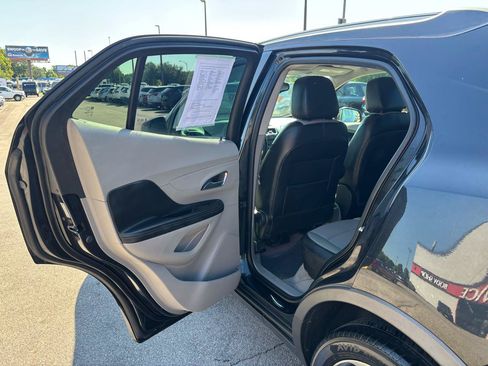 Used 2014 Buick Encore Convenience FWD image 13