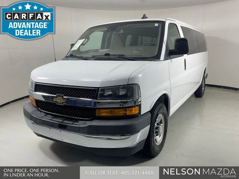 Used 2020 Chevrolet Express 3500 LT w/ LT Preferred Equipment Group RWD image 1