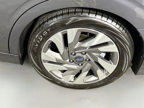 Certified 2025 Subaru Legacy Limited image 33