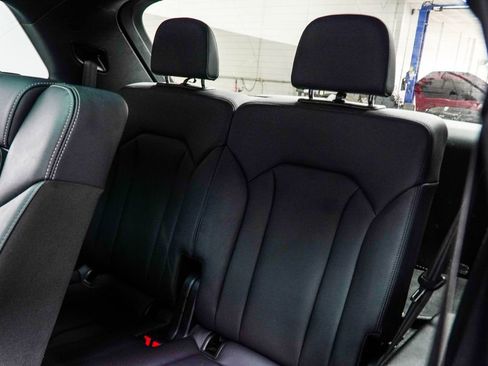 Used 2025 Audi Q7 3.0T Premium Plus image 47