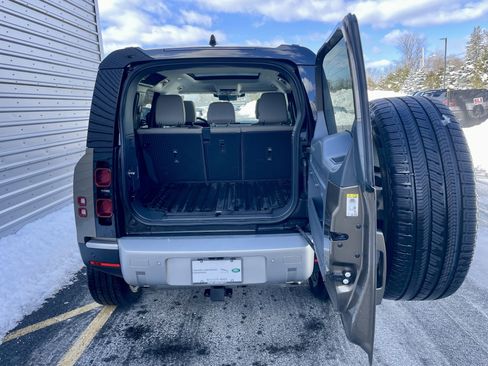 Certified 2024 Land Rover Defender 110 S image 37