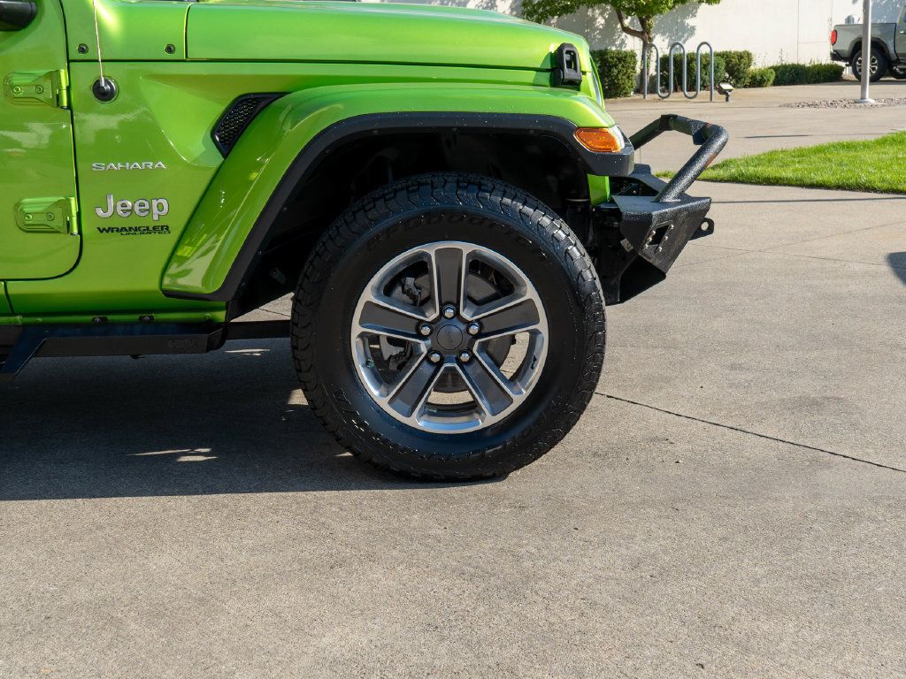 Used 2018 Jeep Wrangler Unlimited Sahara AWD/4WD image 38