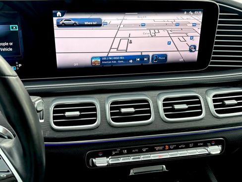 Used 2025 Mercedes-Benz GLE 450 4MATIC image 19